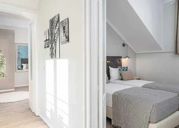 Italianway Easy - Montello Apartment Mailand